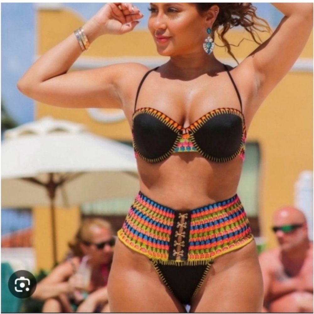 NWT beach bunny L/XL set